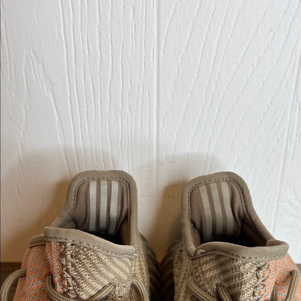 adidas Yeezy Boost 350 V2 Sand Taupe Athletic Shoes Men 6.5/Wo 8 - Picture 9 of 10